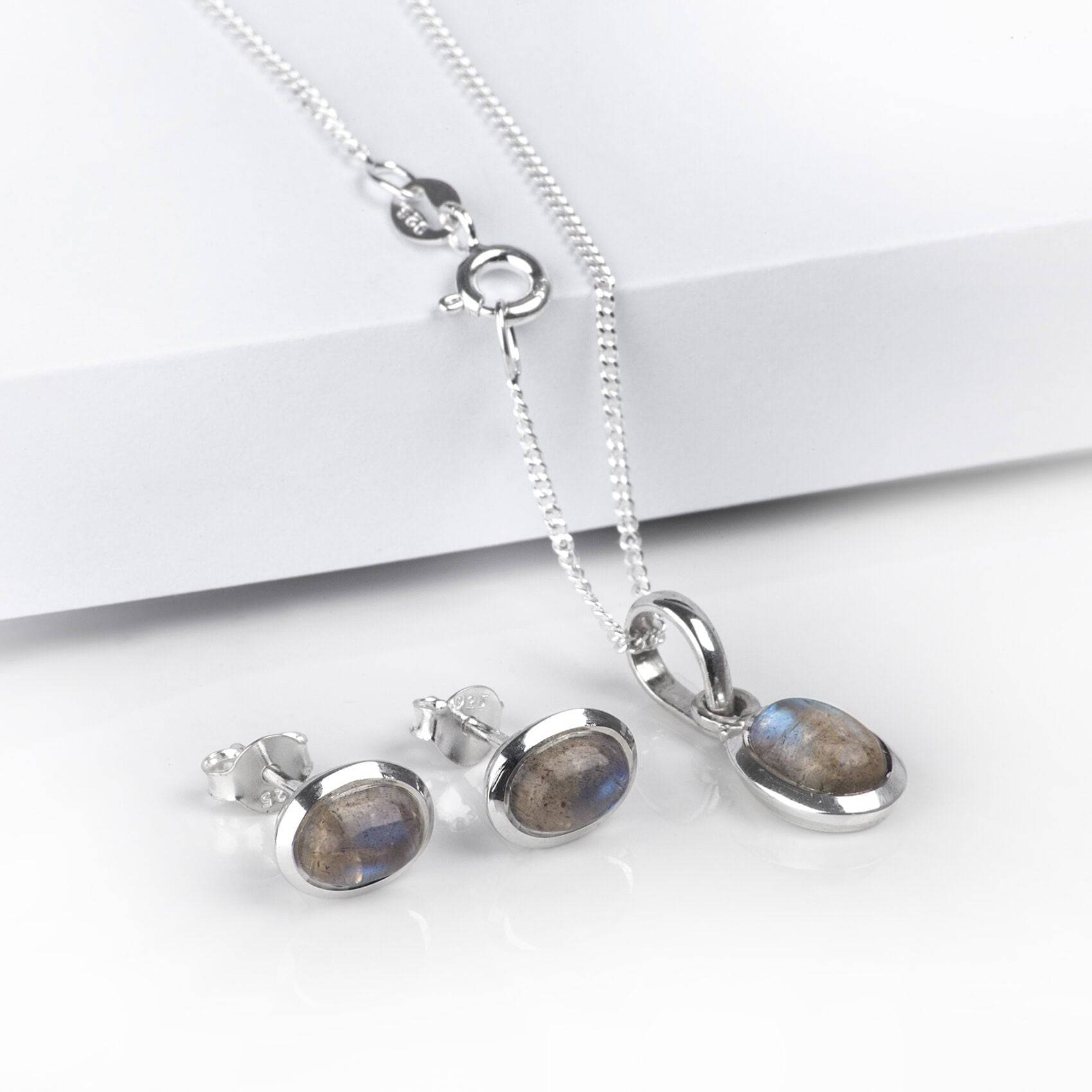 Oval Labradorite Jewellery Set in Sterling Silver