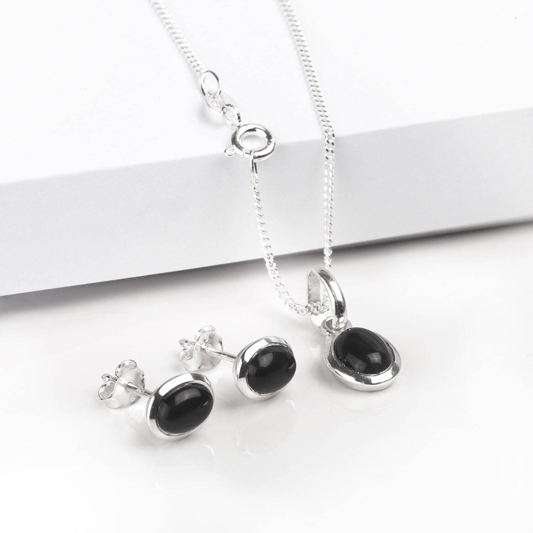 Oval Black Onyx Jewellery Set in Sterling Silver