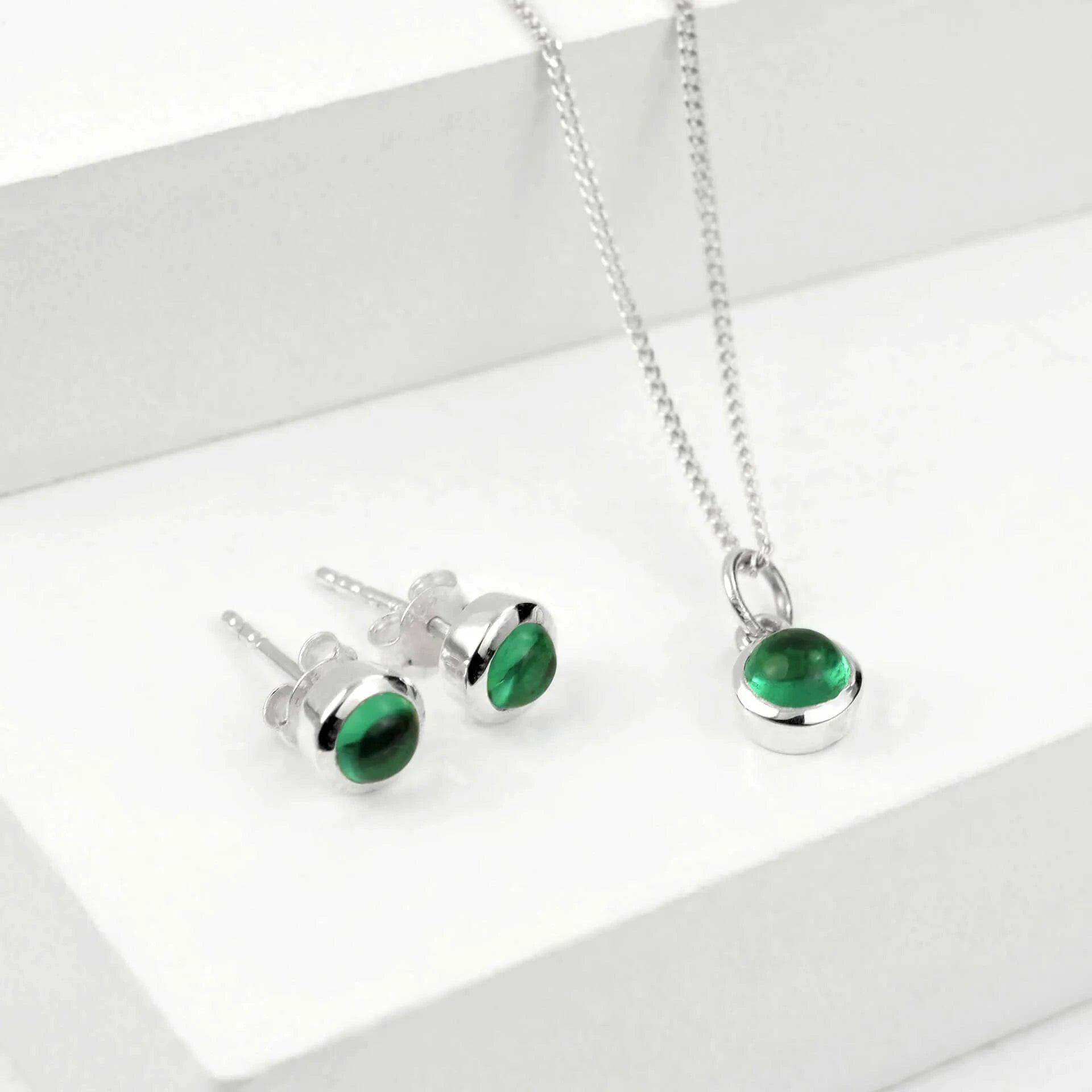 May Birthstone Jewellery Set in Emerald Gemstone - Studs and Pendant Necklace