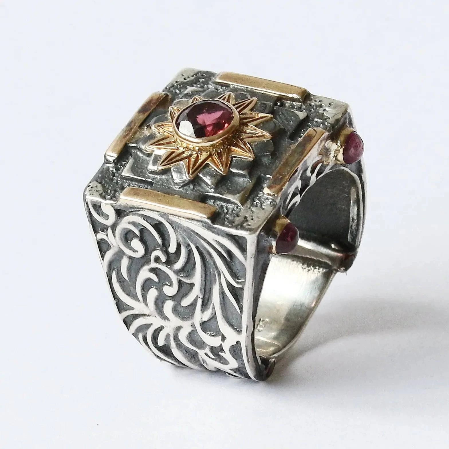 Mystic Royal Mandala Ring with Faceted Pink Tourmaline