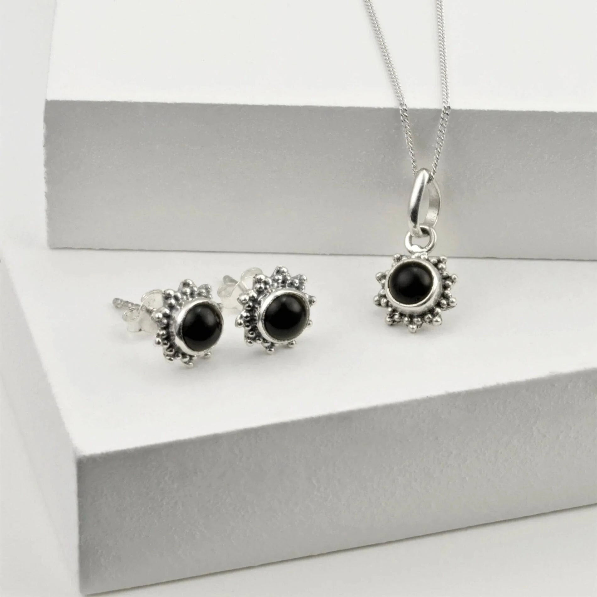 Black Onyx Star Motif Jewellery set in 925 Sterling Silver