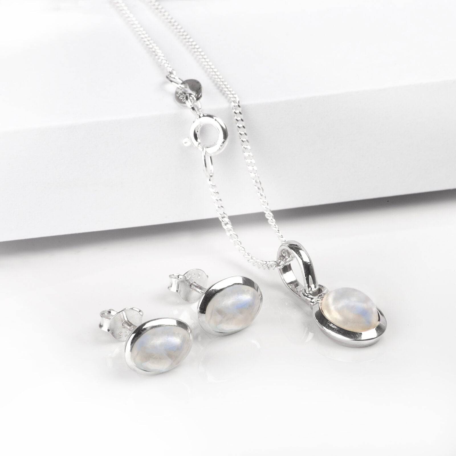 Oval Moonstone Jewellery Set in Sterling Silver