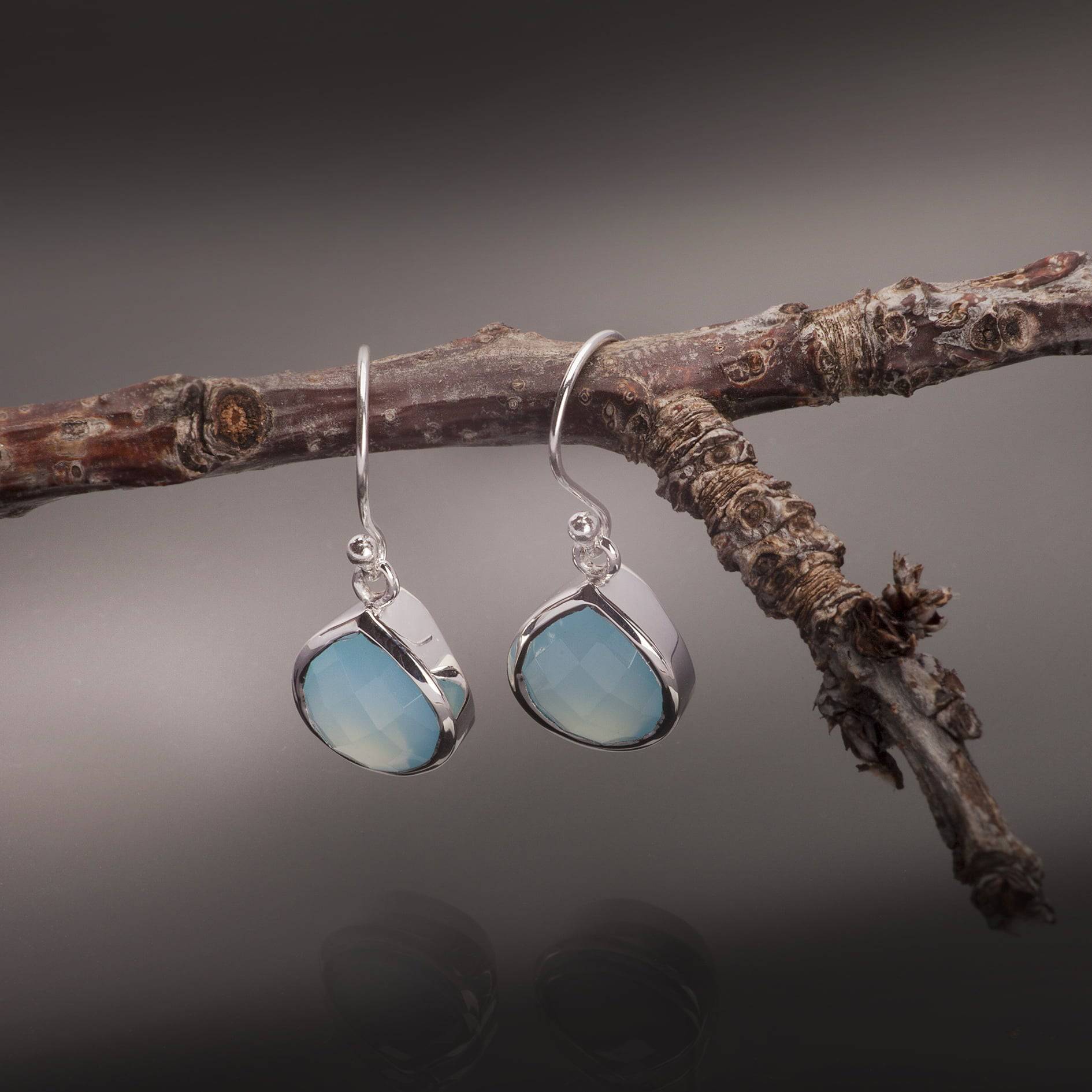 Pear-Shaped Aqua Chalcedony Jewellery Set in Sterling Silver