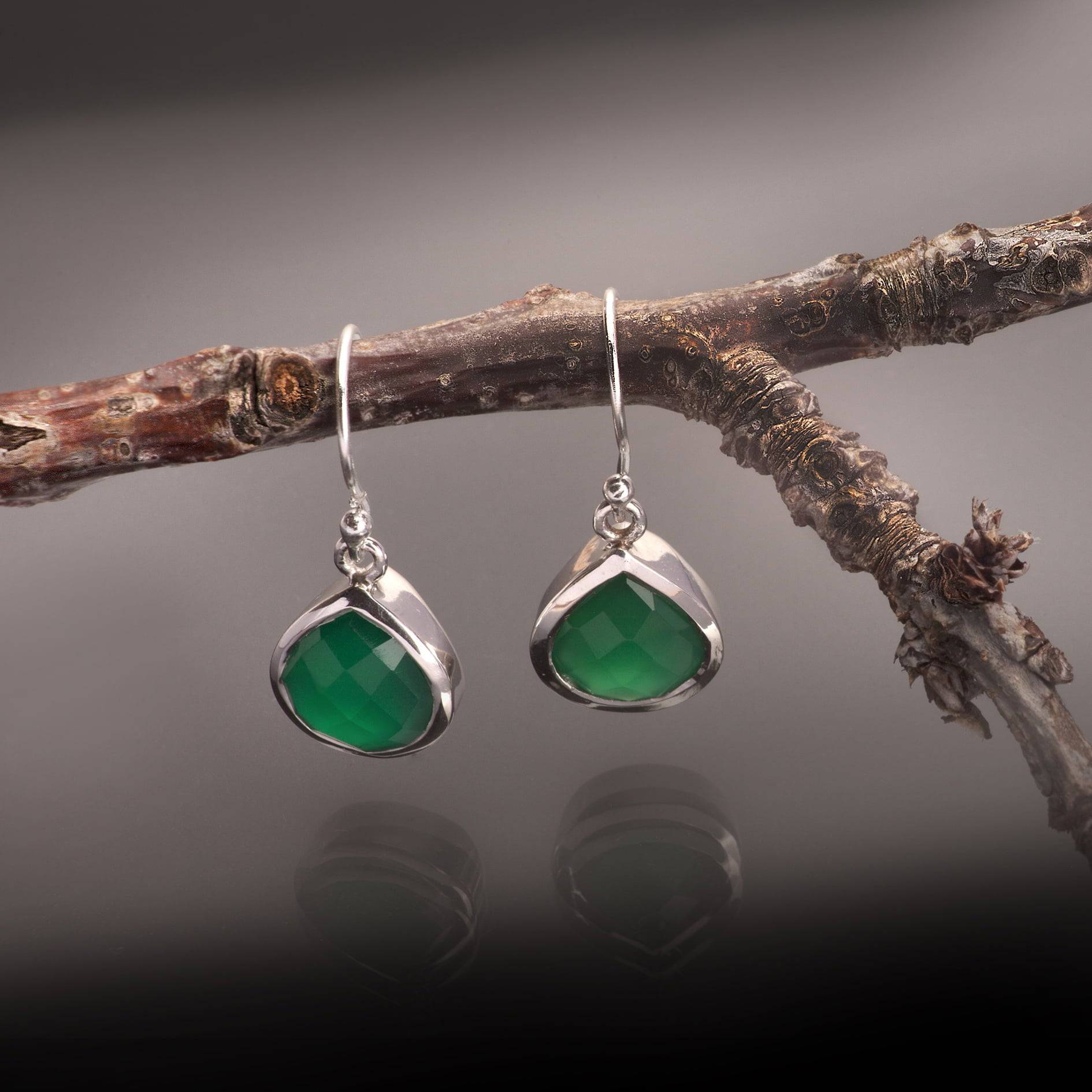 Pear-Shaped Green Onyx Earrings in Sterling Silver from Jewellery Set