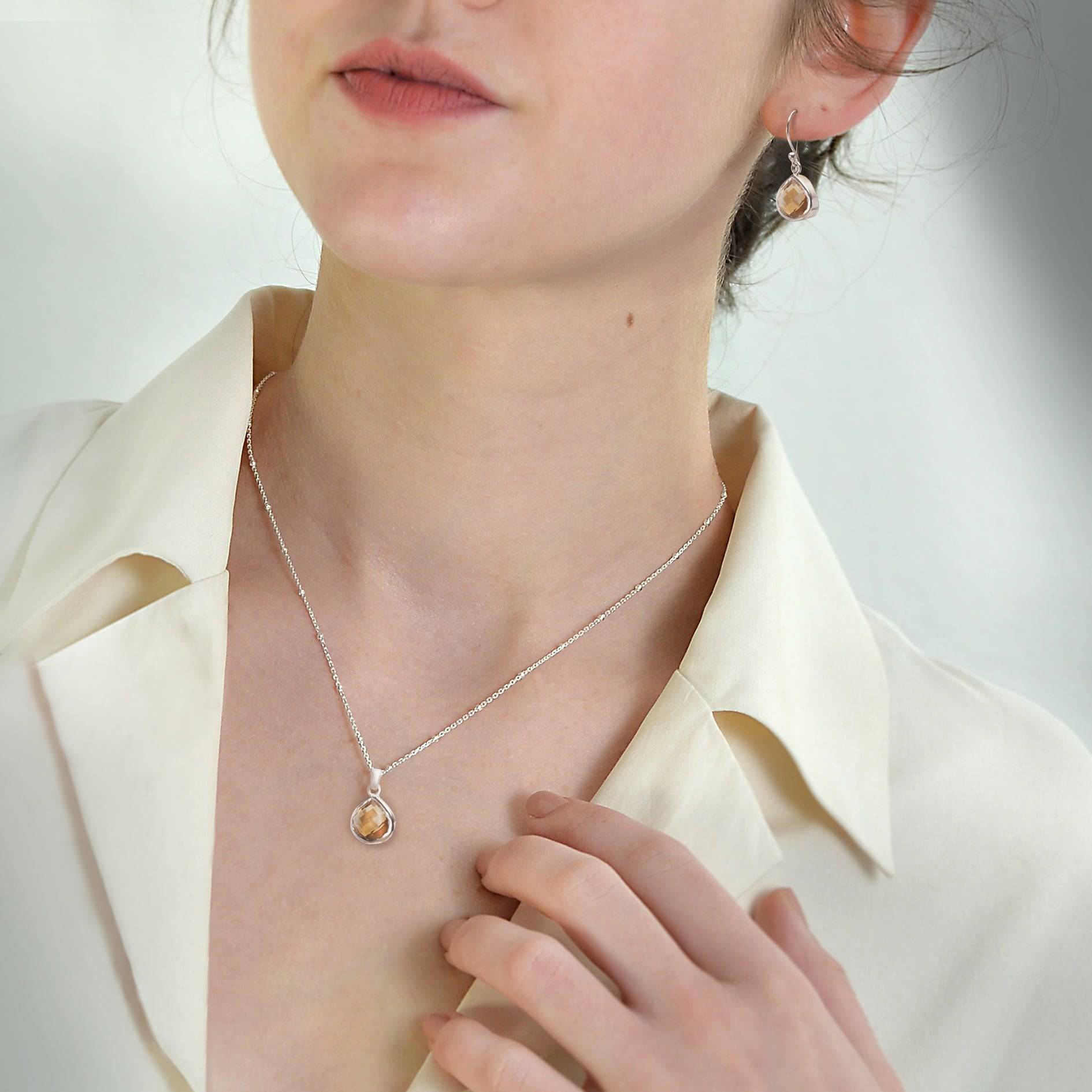 Pear-shaped Citrine Jewellery Set in Sterling Silver on model