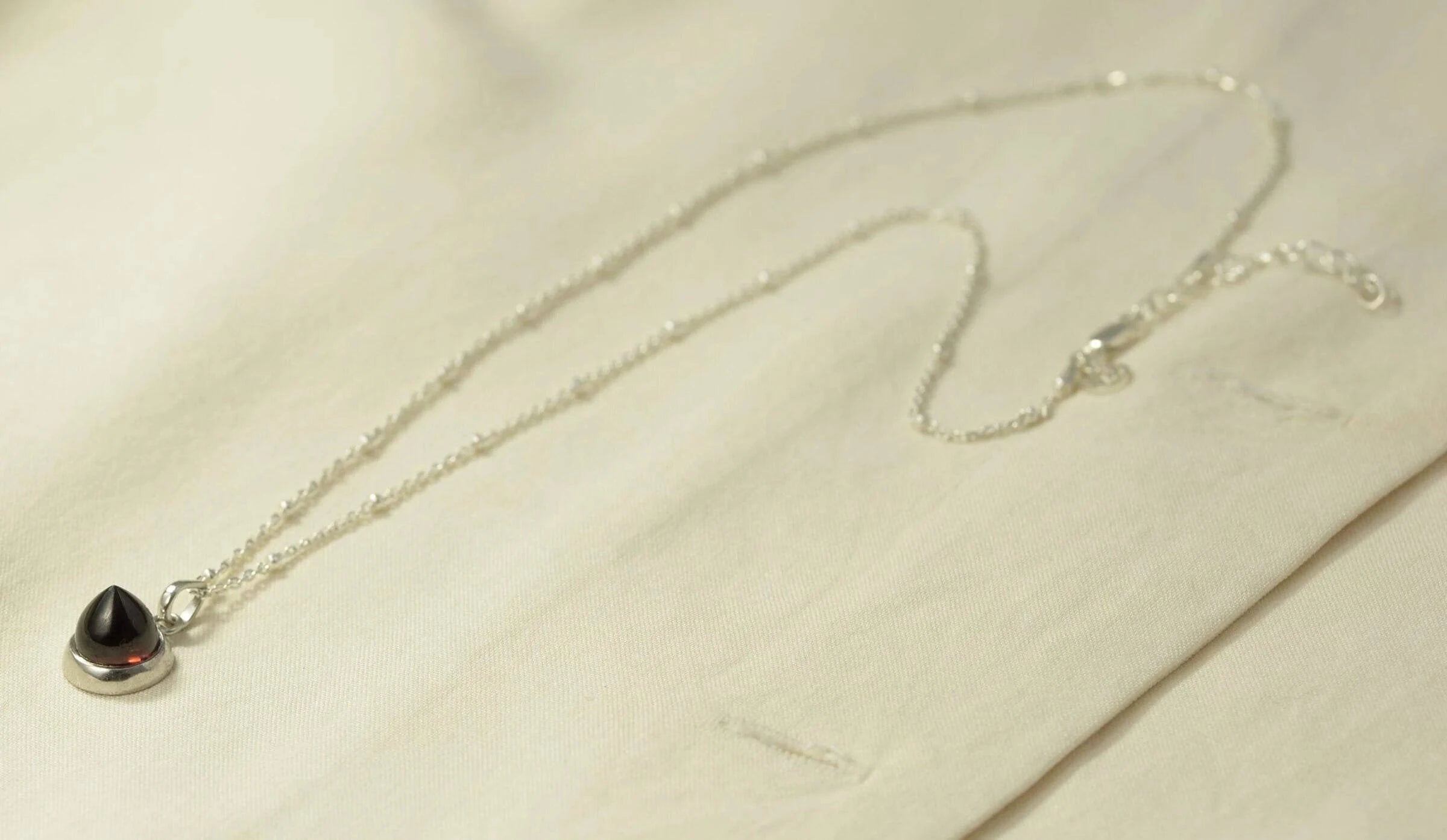 Istanbul Wine Garnet Pendant Necklace in Sterling Silver