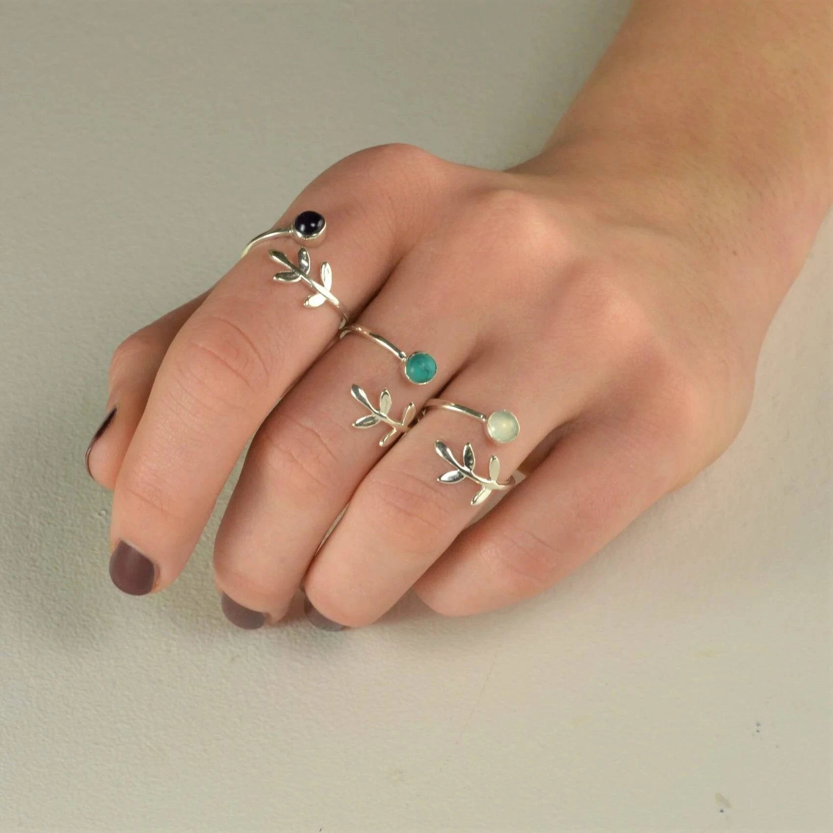 Adjustable Black Onyx and Leaves Ring in Sterling Silver