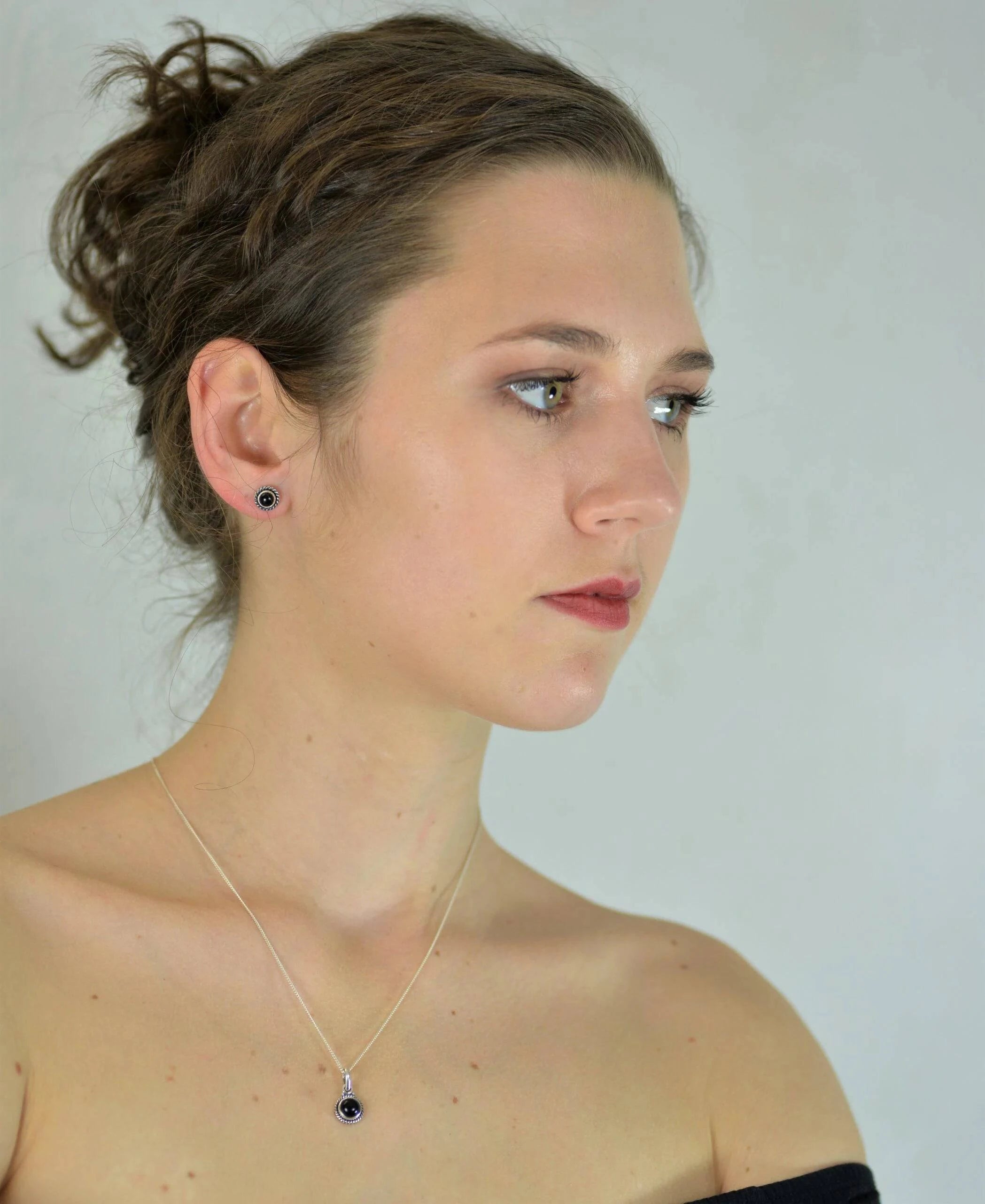 Twisted Wire Round Black Onyx Jewellery Set in Sterling Silver