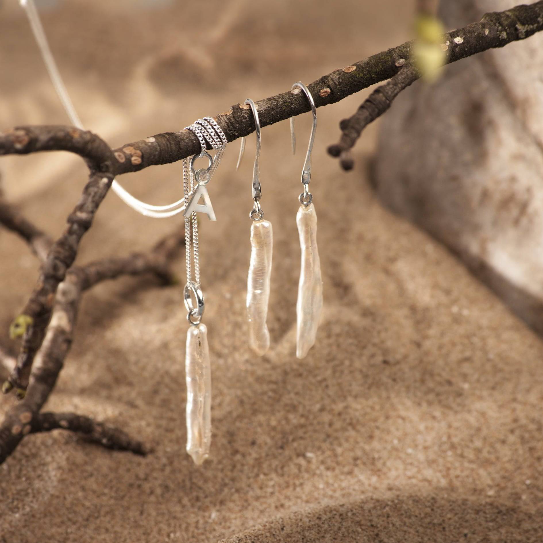 Thin Biwa Pearl Jewellery Set in Sterling Silver with Extra Initial Charm