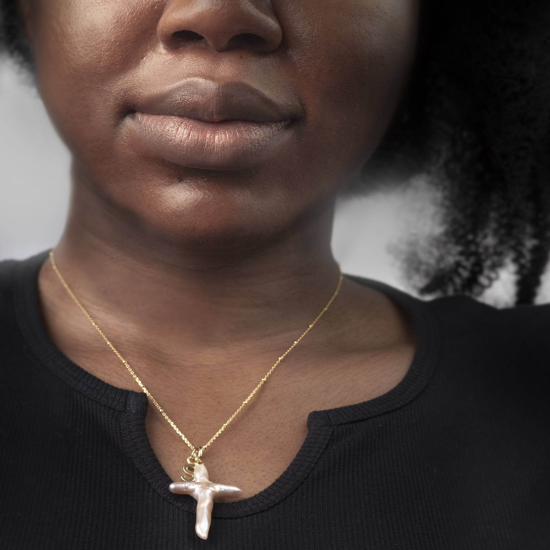 Cross Pearl Necklace In Gold Vermeil