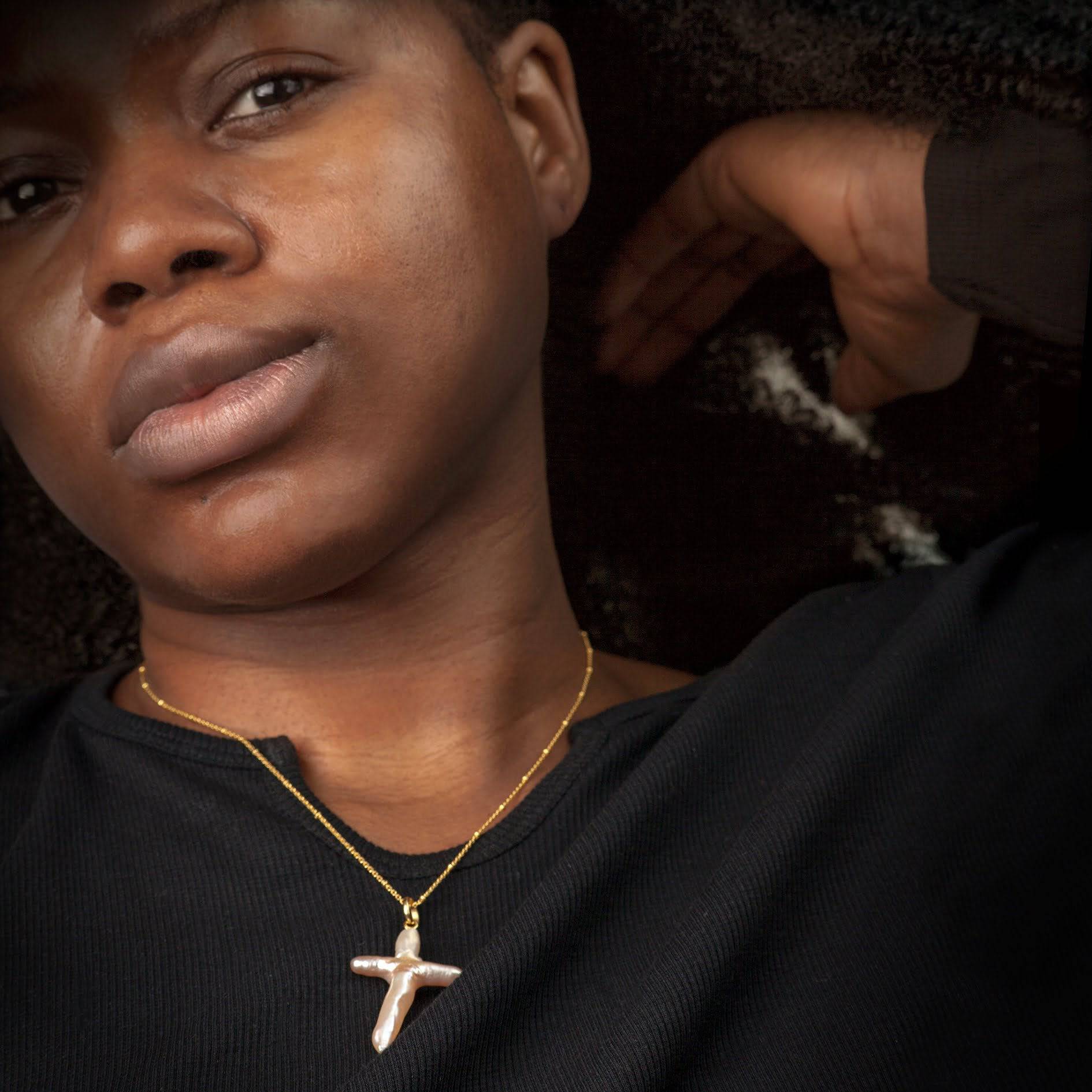 Cross Pearl Necklace In Gold Vermeil