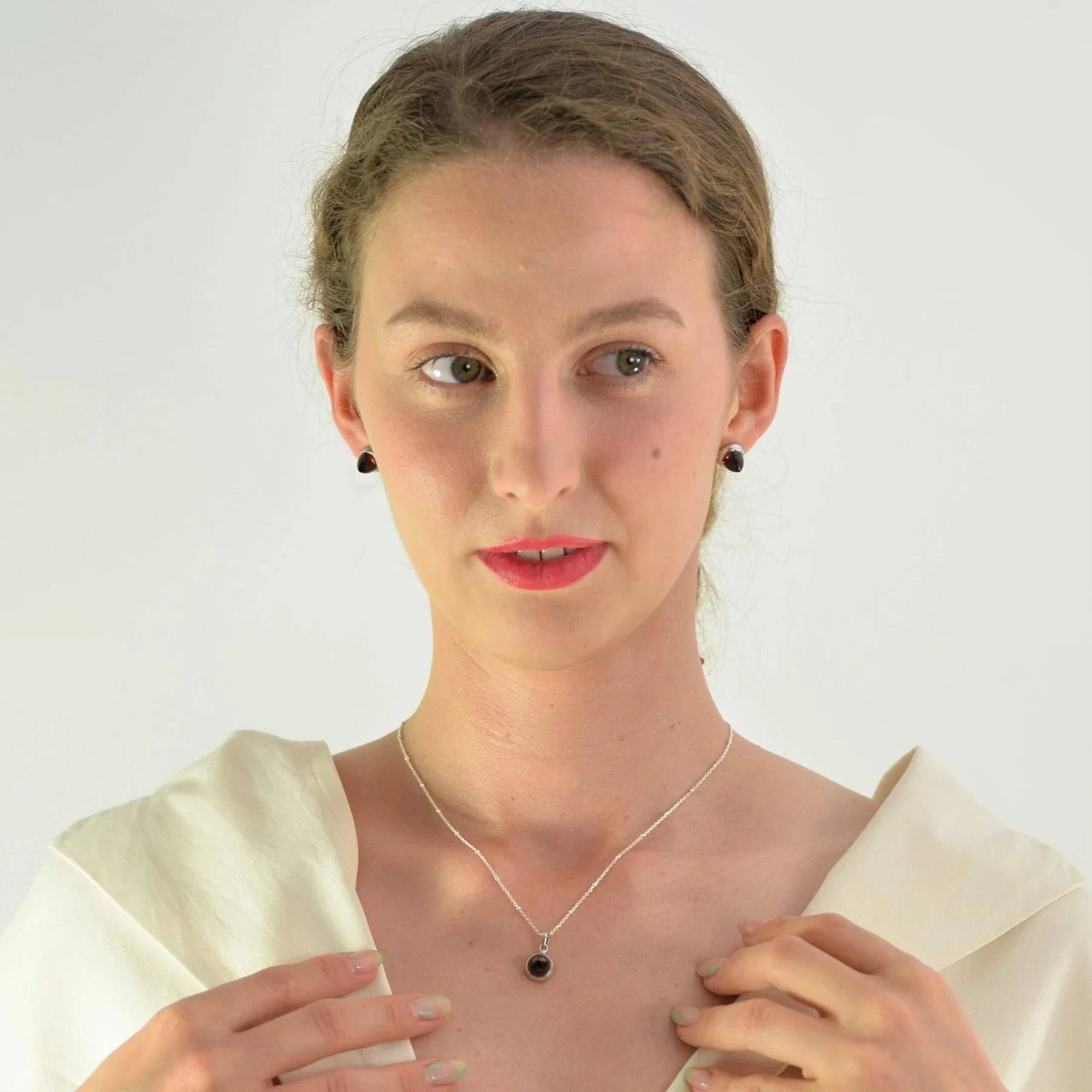 Istanbul Wine Garnet Jewellery Set in Sterling Silver