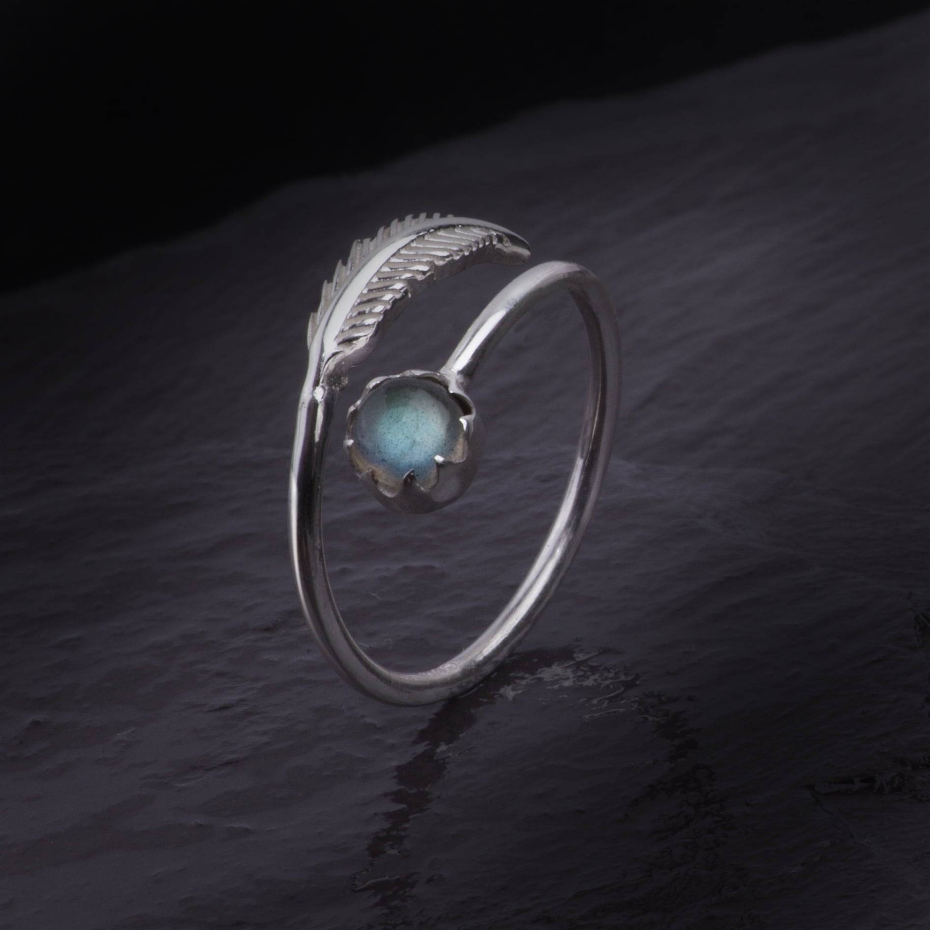 Adjustable Labradorite and Leaf Ring in Sterling Silver