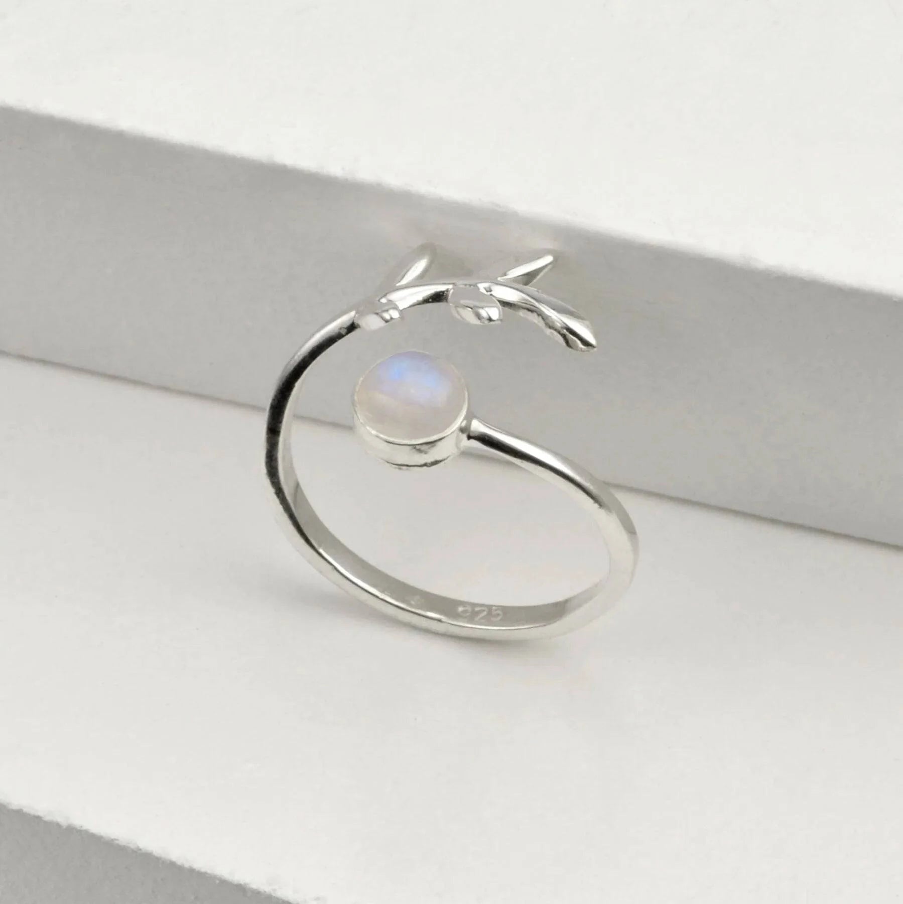 Adjustable Moonstone and Leaves Ring in Sterling Silver