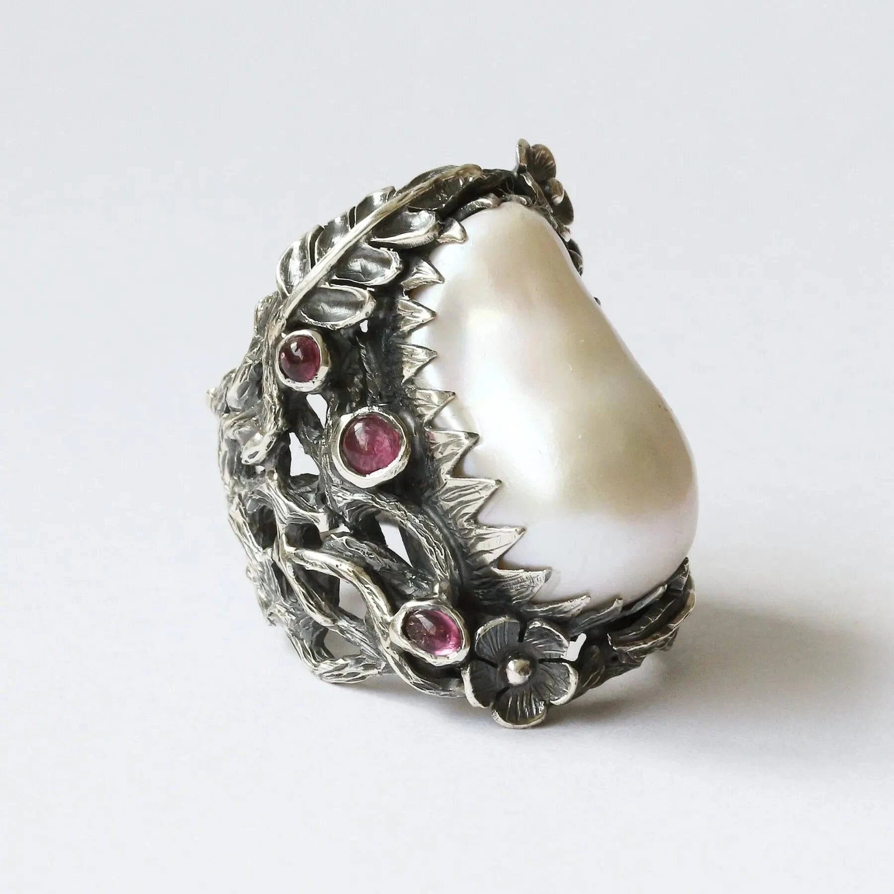 Mystic Innocence Ring with Mother of Pearl