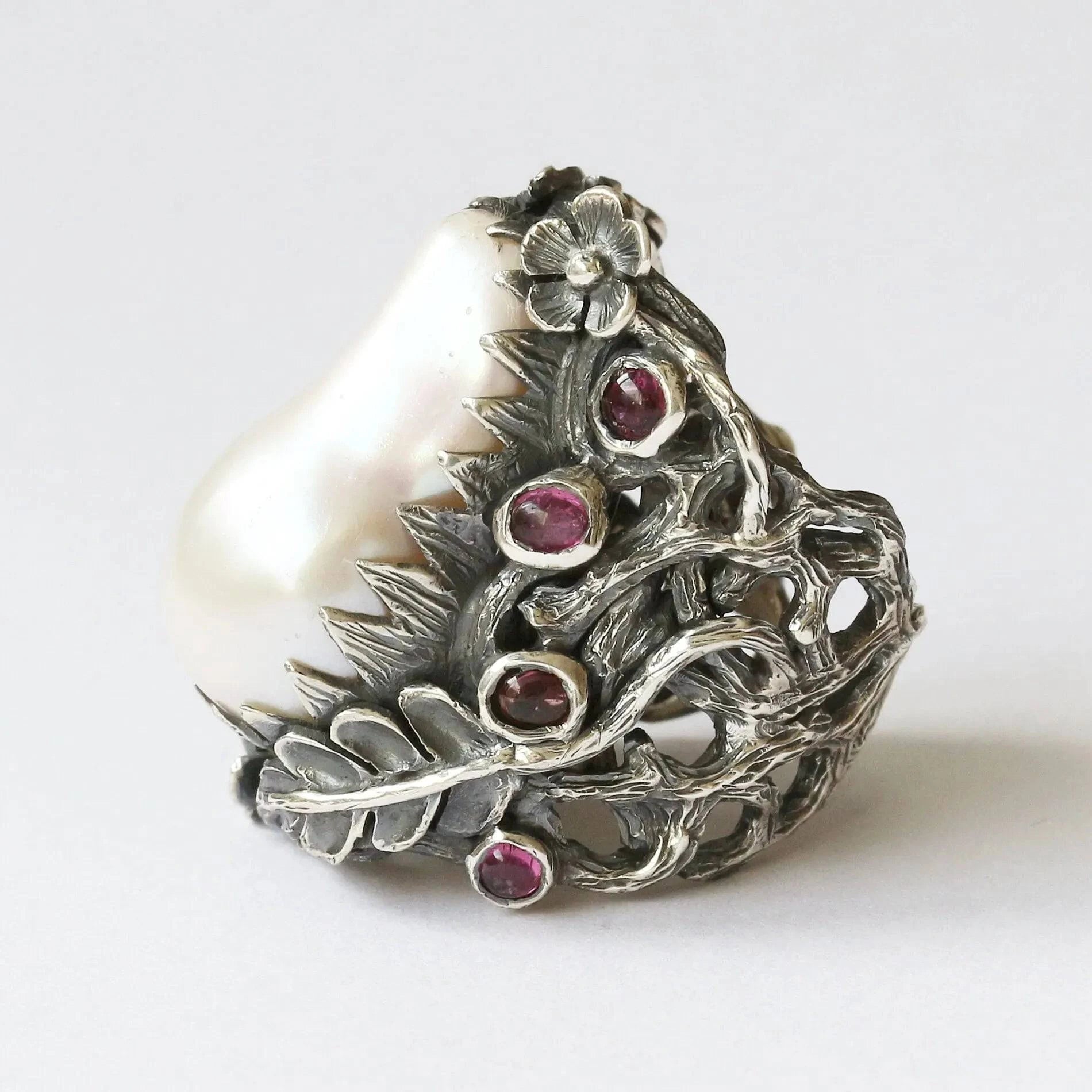 Mystic Innocence Ring with Mother of Pearl