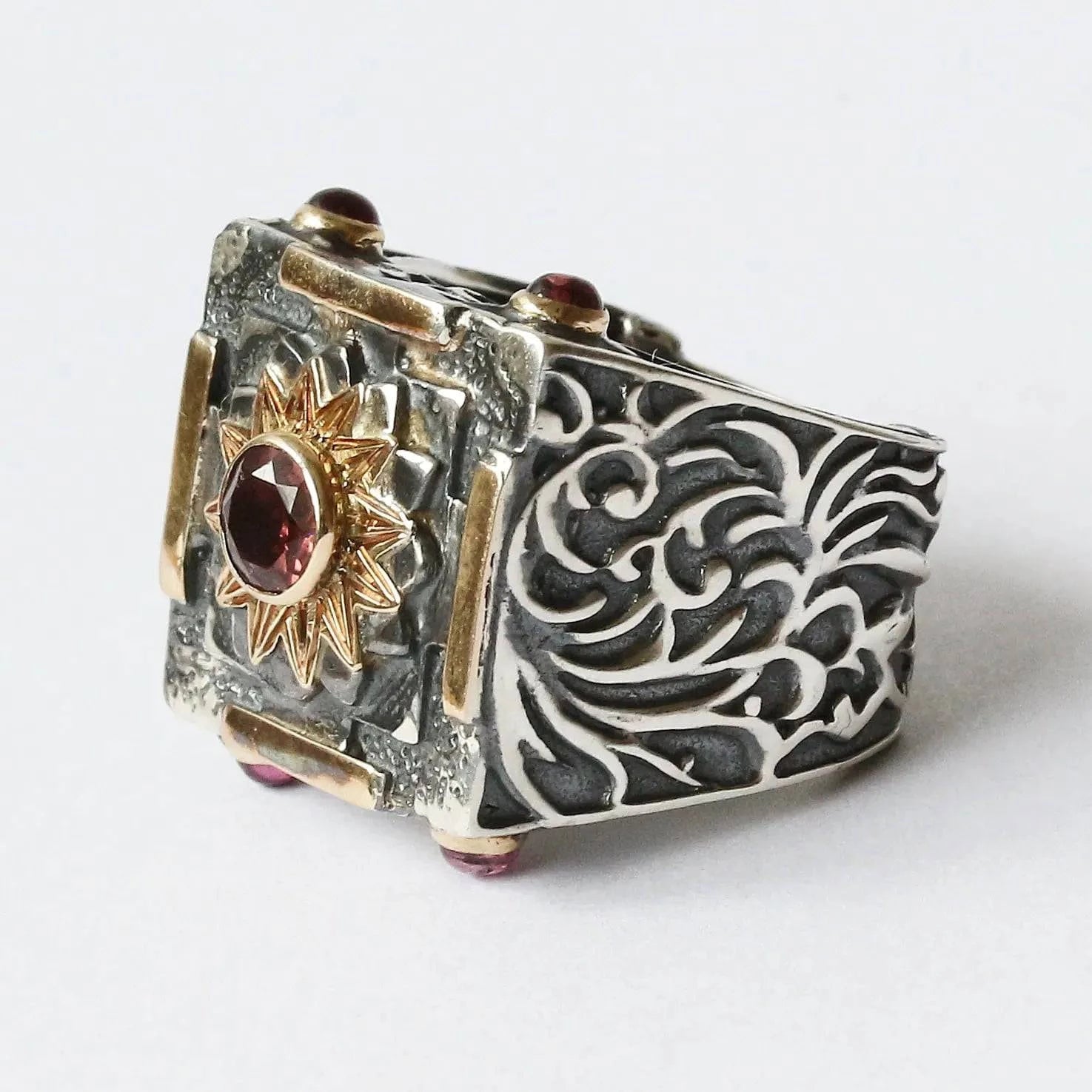 Mystic Royal Mandala Ring with Faceted Pink Tourmaline