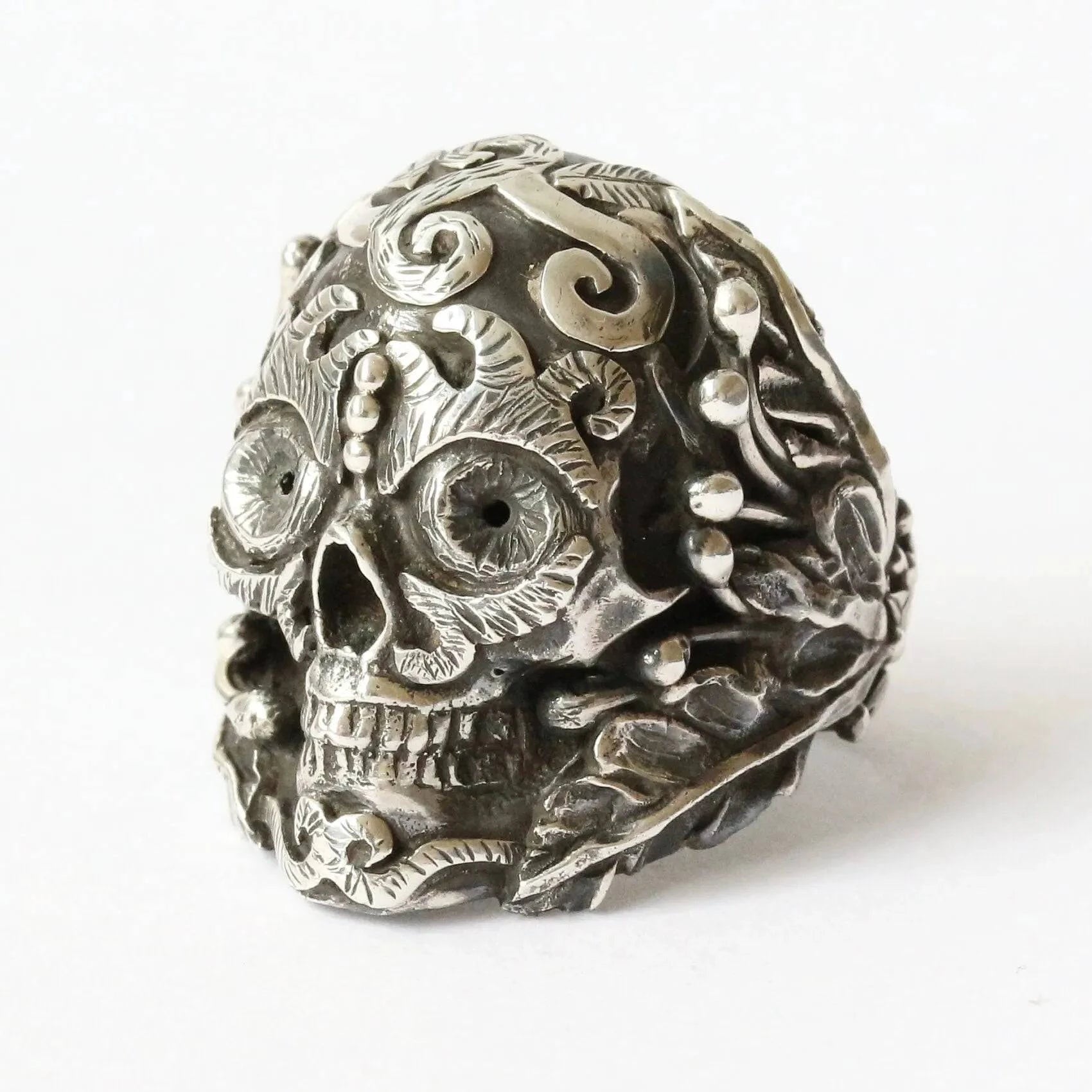 Mystic Double Trident Skull Ring