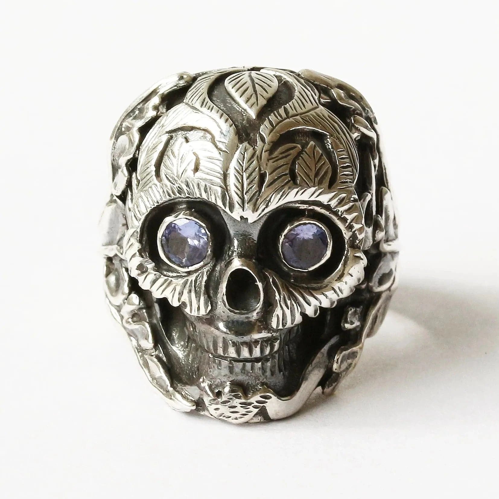 Mystic True Self Skull Ring with Iolite