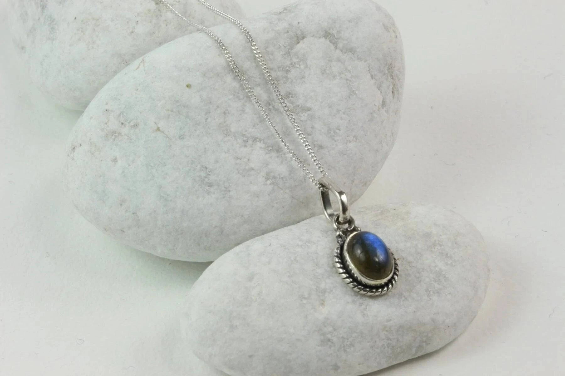 Twisted Wire Oval Pendant Necklace with Labradorite in Sterling Silver