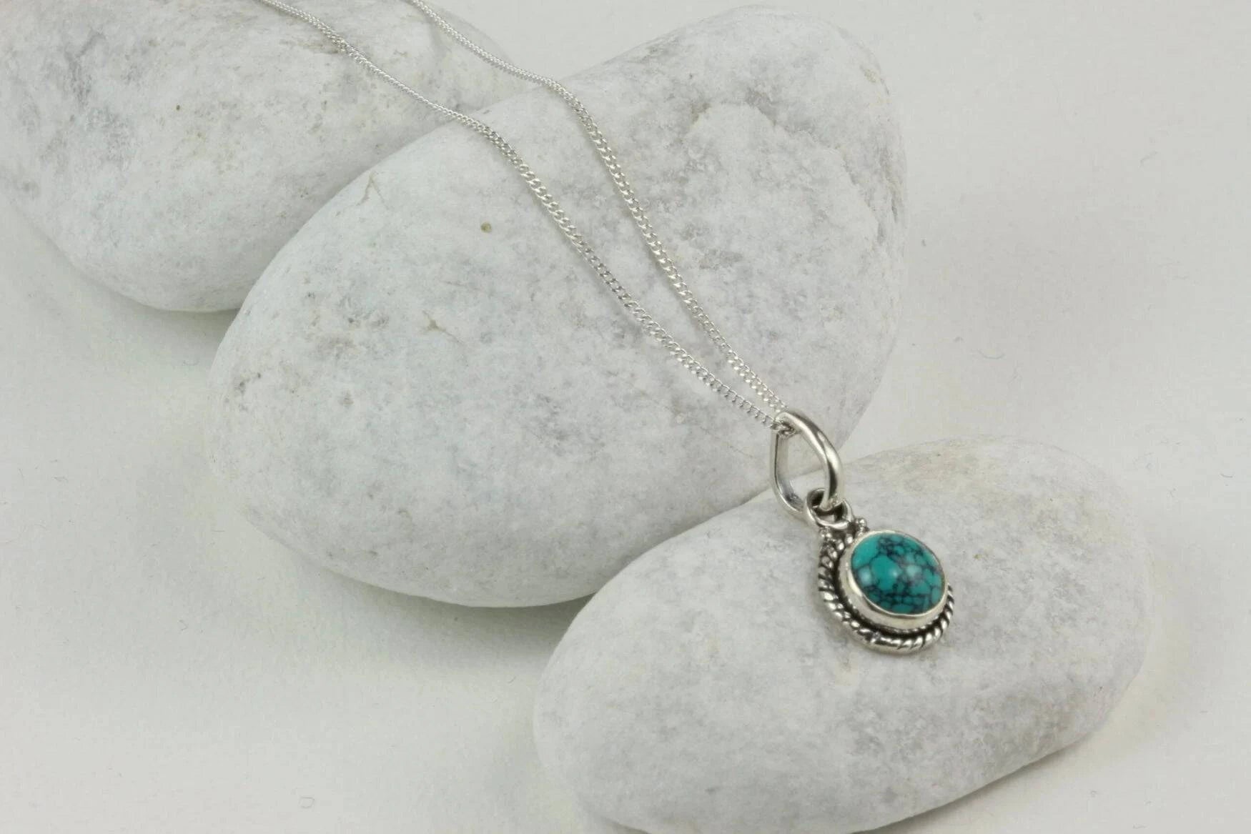 Twisted Wire Round Pendant Necklace with Turquoise in Sterling Silver