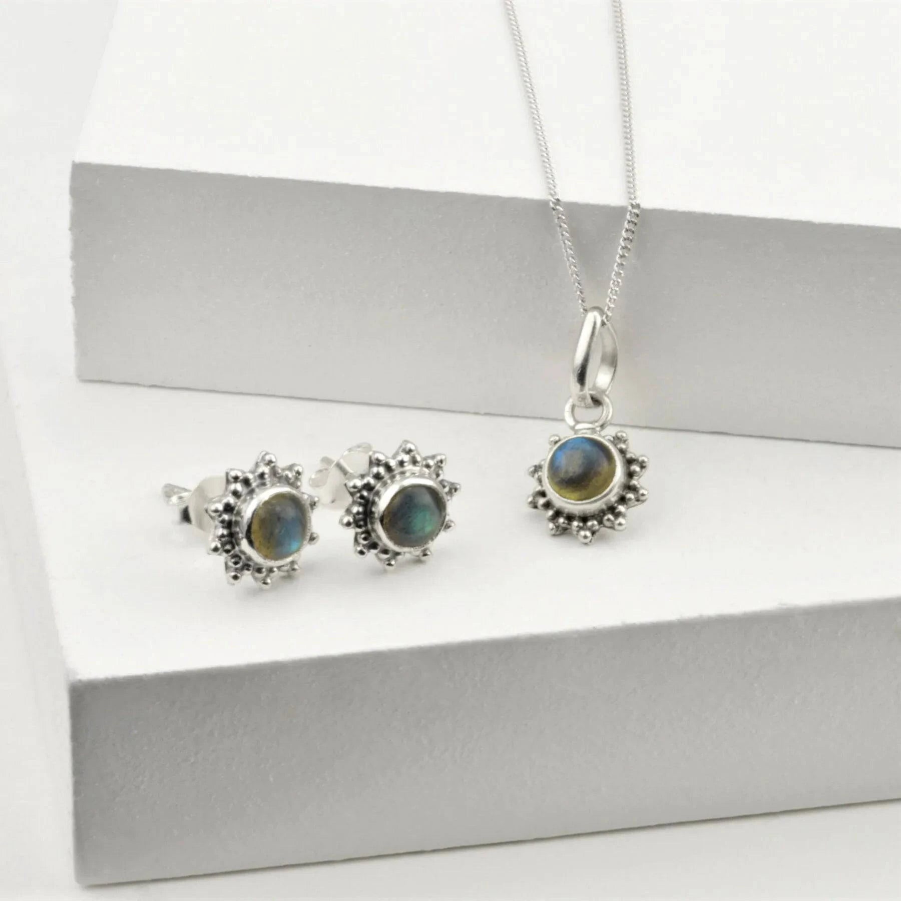 Labradorite Star Motif Jewellery set in 925 Sterling Silver